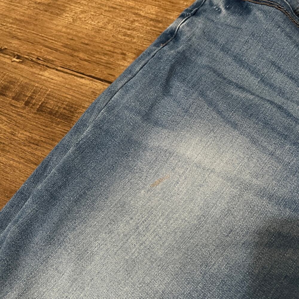 Jeans - Picture 3 of 4